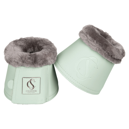 Preview: Eskadron Classic F/S 2024 Sprungglocken Softslate Fauxfur