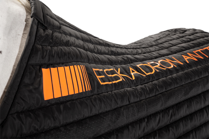 Preview: Eskadron Unterdecke Anti Slide 100g black