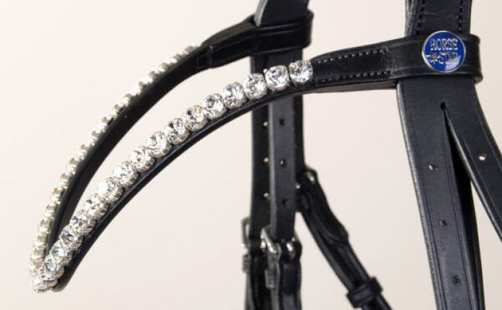 Preview: Horse Star Trense Dublin, schwarz/schwarz mit Gebissringausschnitt mit Lack