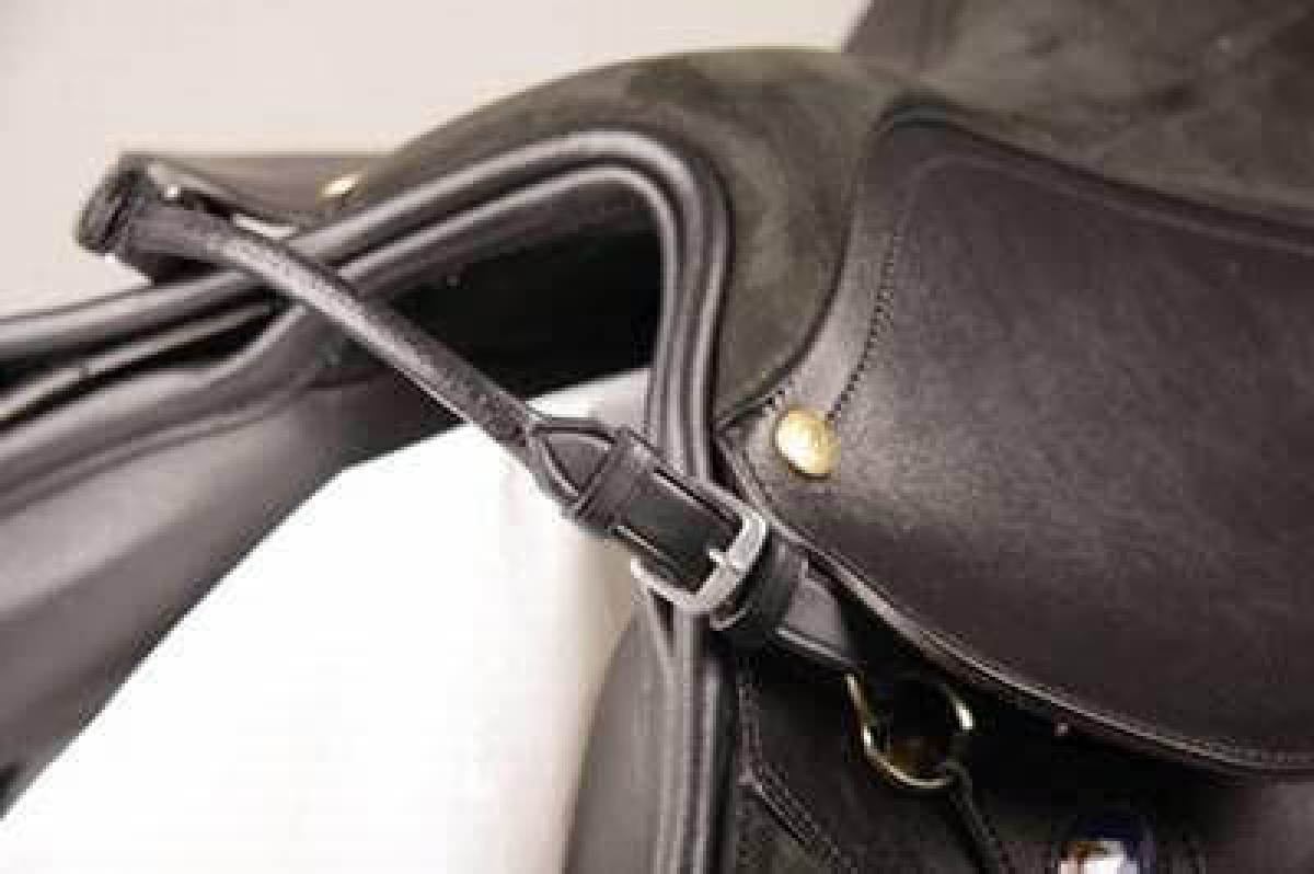 Waldhausen Sattelanfassriemen Leder